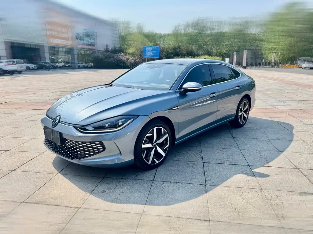 Купить Volkswagen Lamando