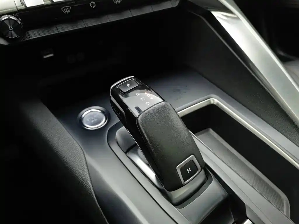 Peugeot 4008 — миниатюра 13