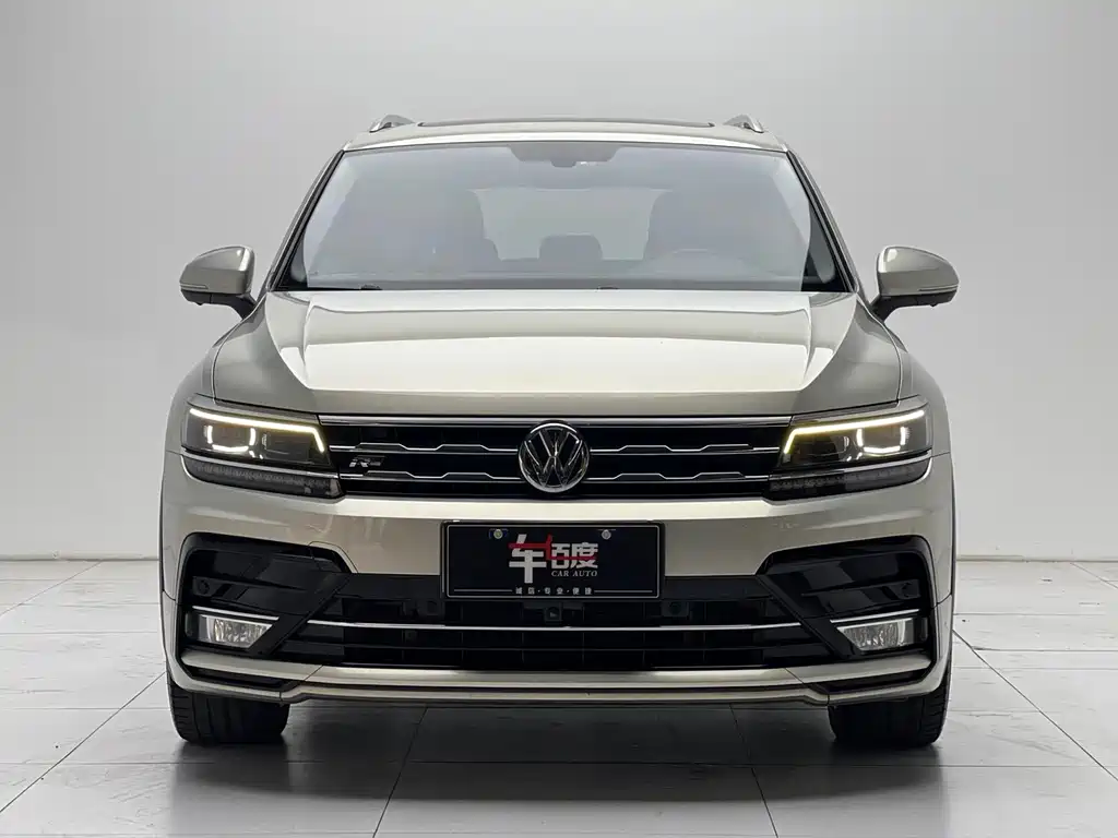 Volkswagen Tiguan L — миниатюра 2