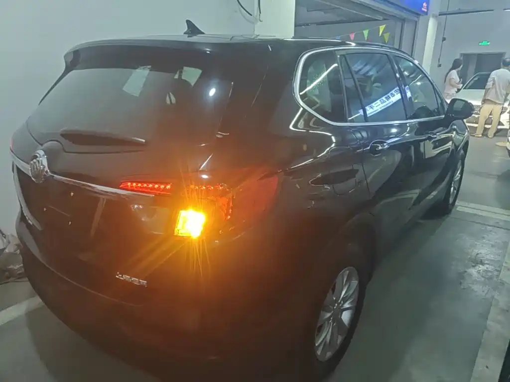 Buick Envision Plus — миниатюра 7