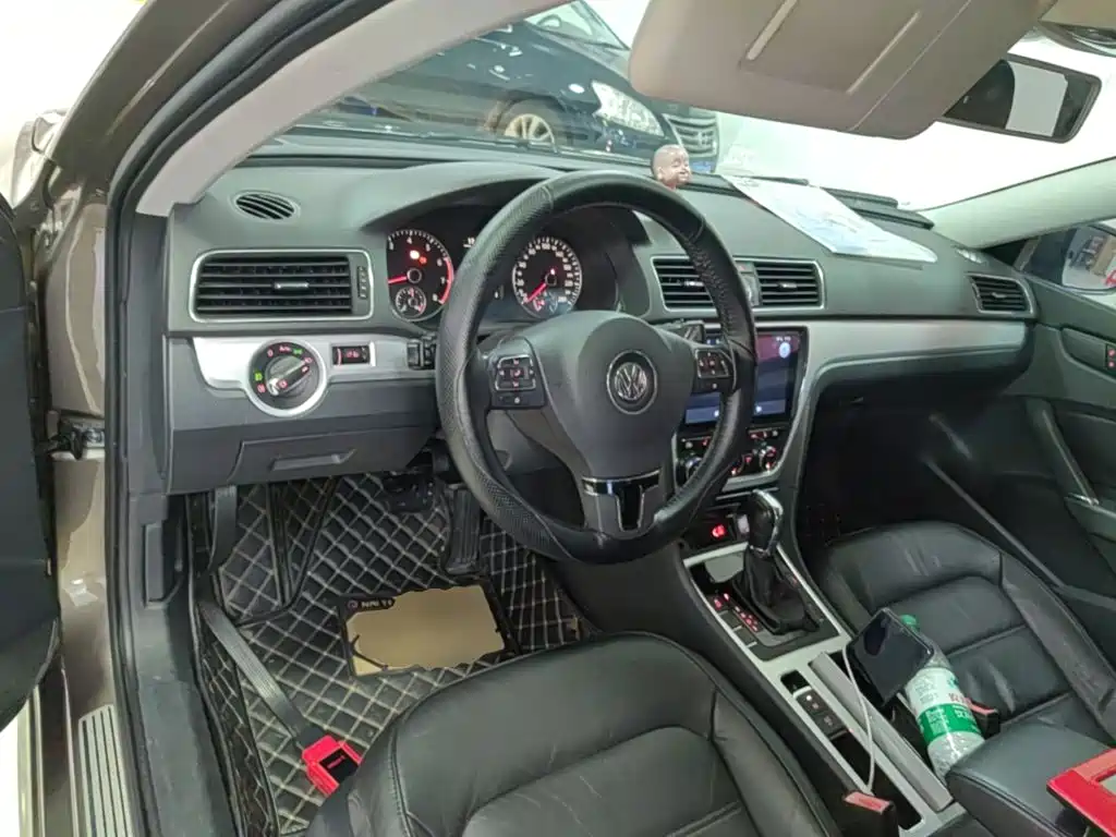 Volkswagen Passat — миниатюра 10