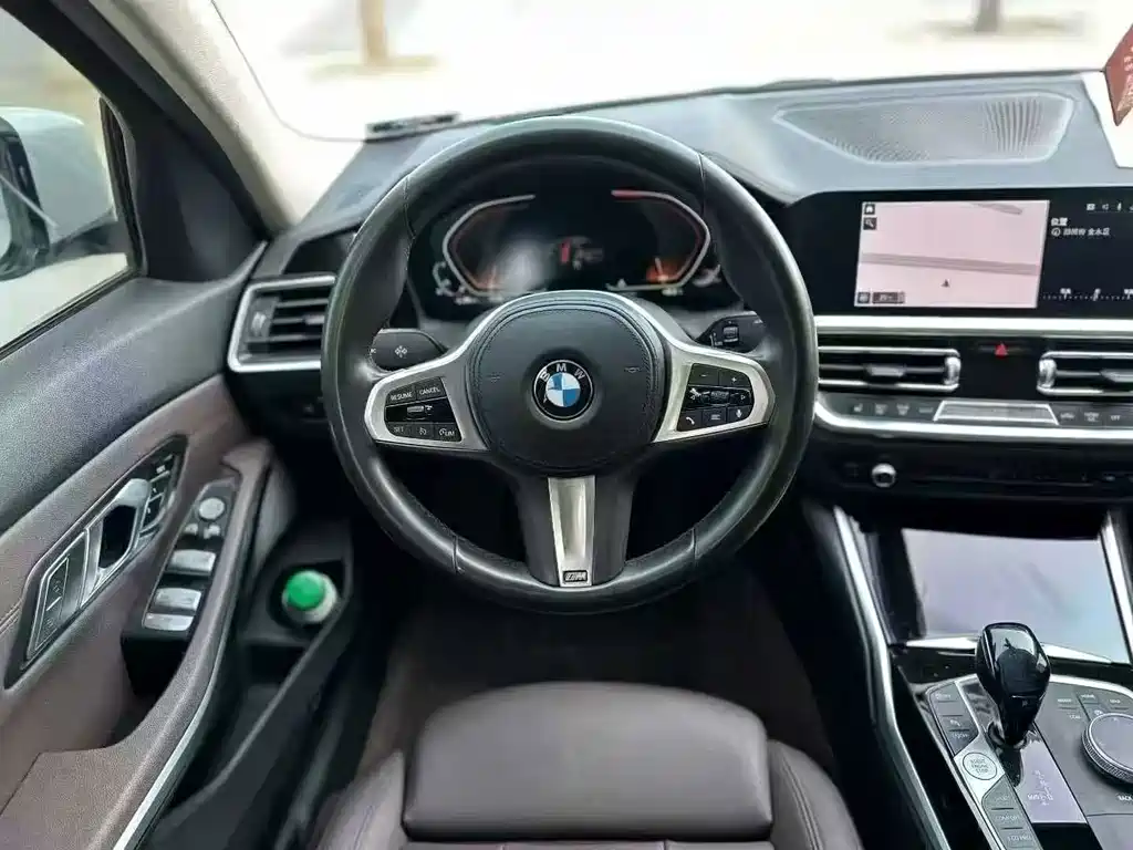 BMW 3 Series — миниатюра 3