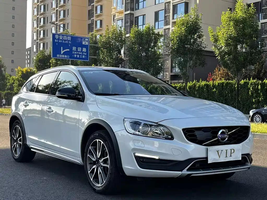 Volvo V60 — миниатюра 7