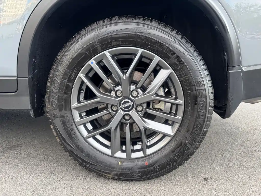 Nissan X-Trail — миниатюра 10
