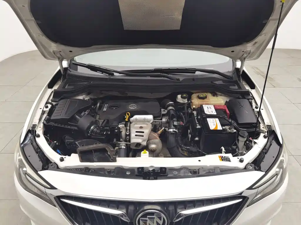 Buick Excelle — миниатюра 6