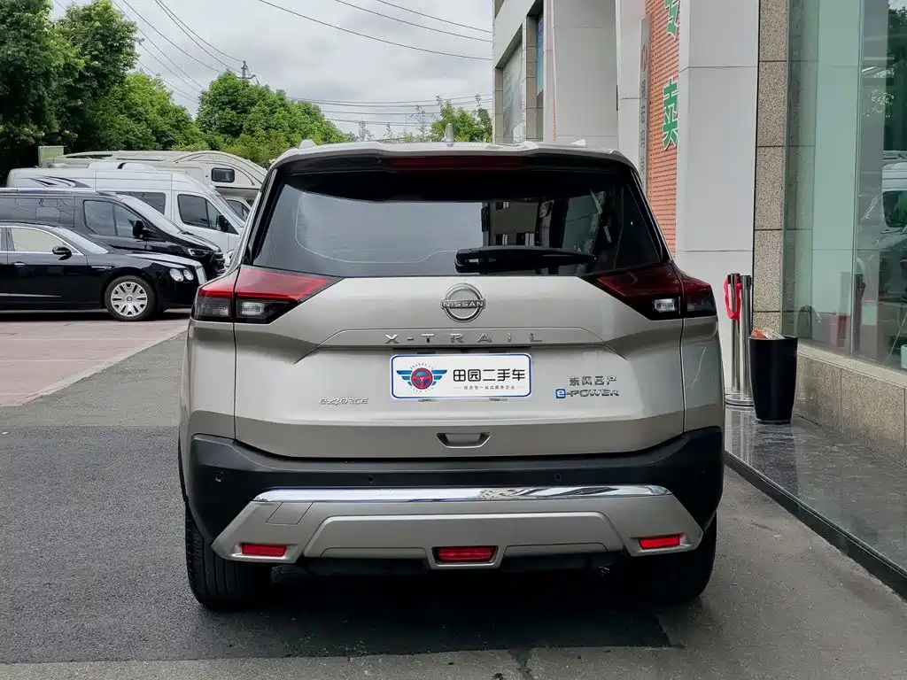 Nissan X-Trail — миниатюра 5