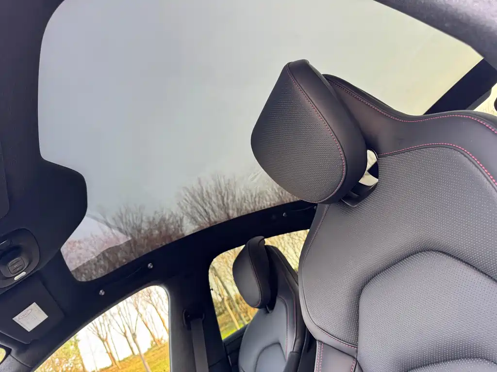 XIAOMI CAR XIAOMI SU7