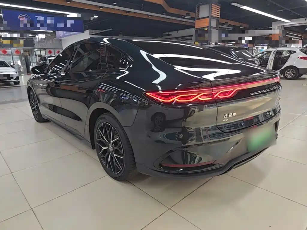 BYD Han — миниатюра 5