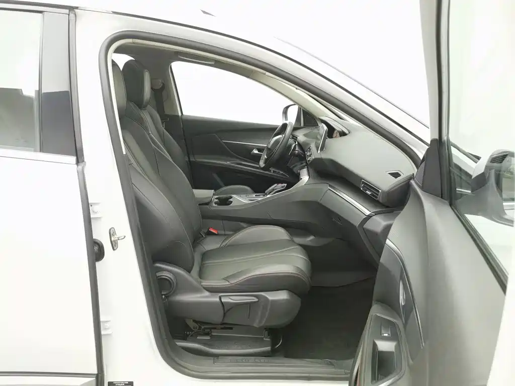Peugeot 4008 — миниатюра 23