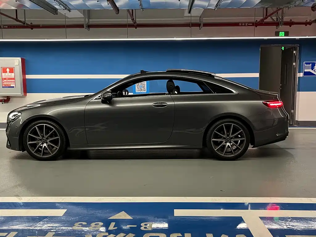 Mercedes-Benz E-Class (Import) — миниатюра 5