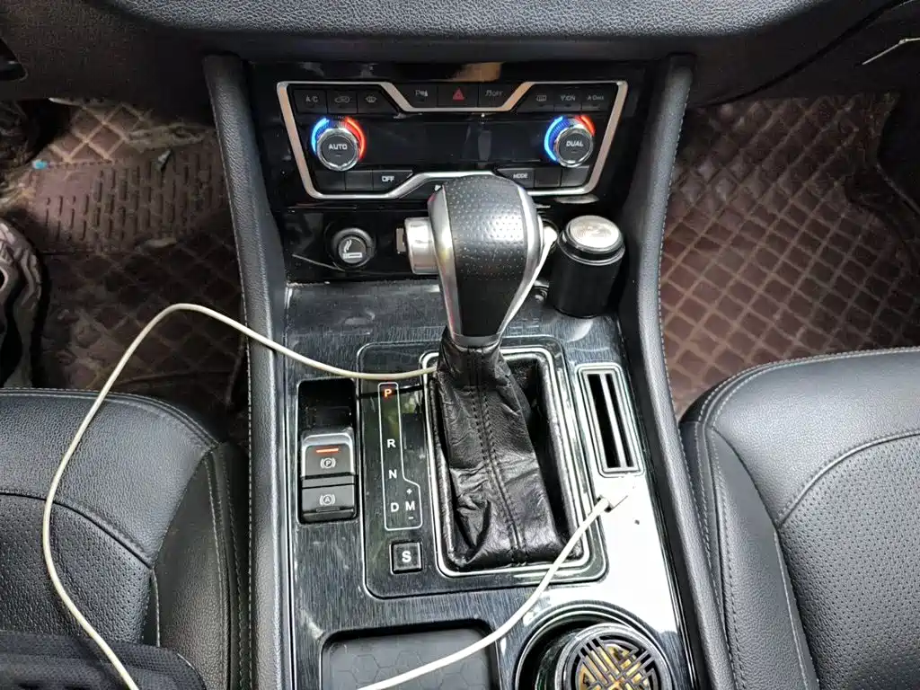Zotye T600 Coupe — миниатюра 15