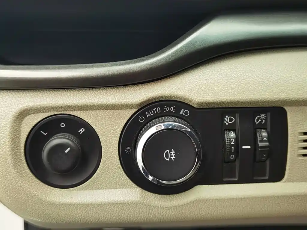 Buick Excelle — миниатюра 21