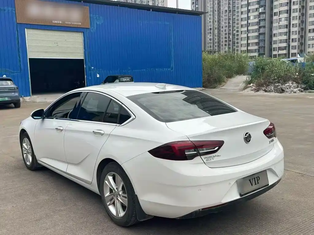 Buick Regal — миниатюра 5