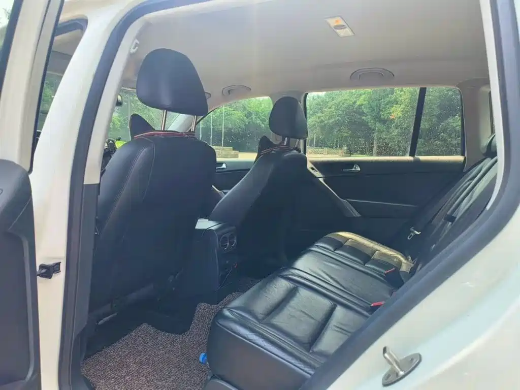 Volkswagen Tiguan 2010 1.8TSI AT