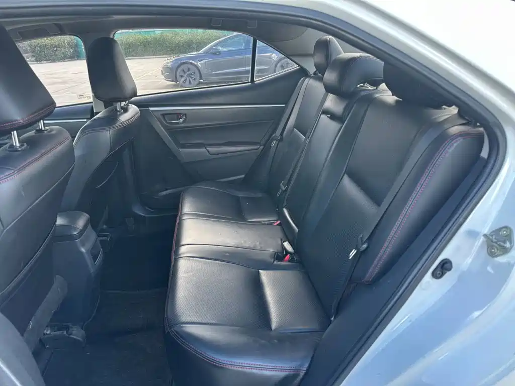 Toyota Corolla — миниатюра 4