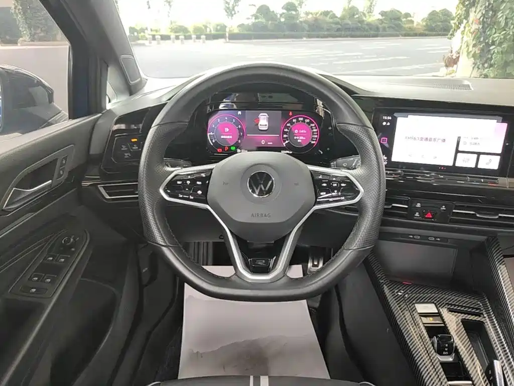 Volkswagen Golf — миниатюра 11