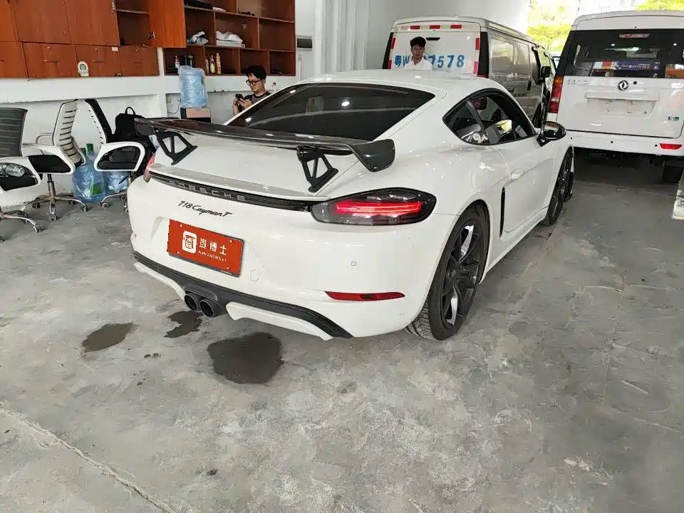 Porsche 718 2019 Cayman T 2.0T