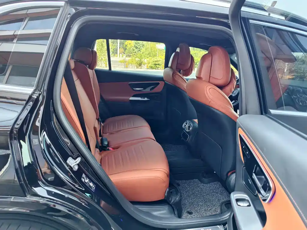 Mercedes-Benz GLC — миниатюра 9