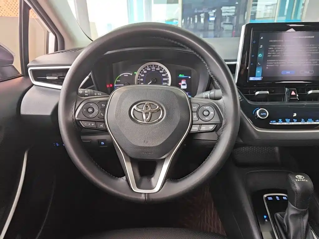 Toyota Corolla — миниатюра 11