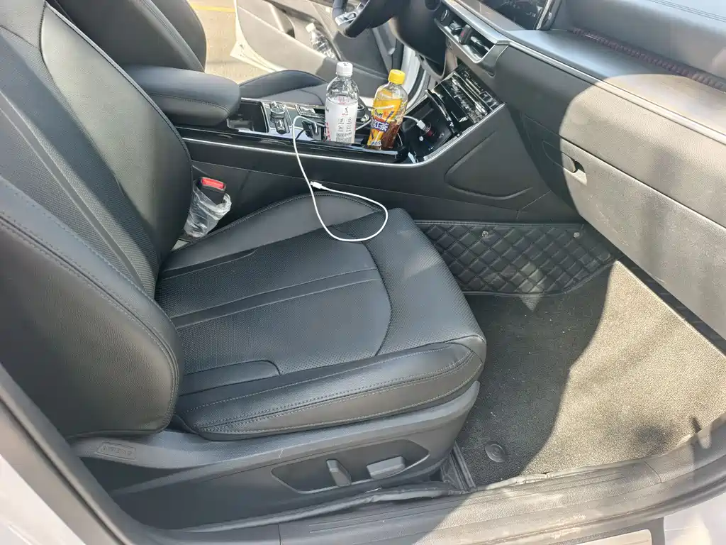 Kia K5 2025 2.0T Flagship