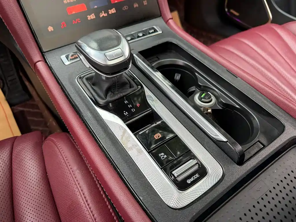 Hongqi Hongqi H5 — миниатюра 9