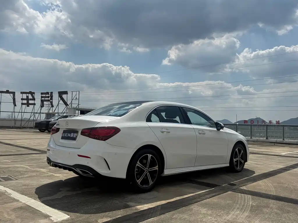 Mercedes-Benz A-Class — миниатюра 14