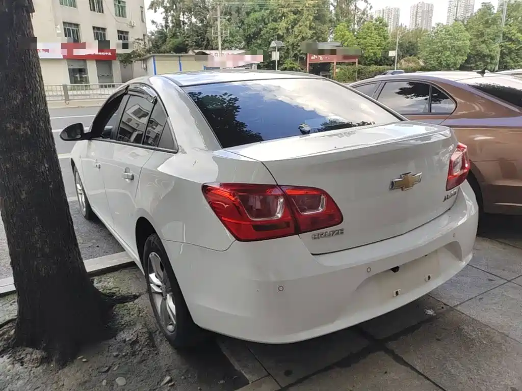 Chevrolet Cruze — миниатюра 5