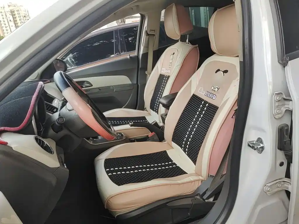Chevrolet Cruze — миниатюра 15
