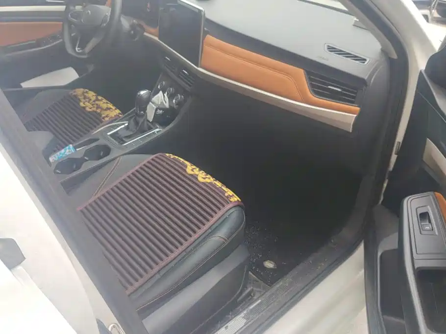 Volkswagen Bora — миниатюра 8