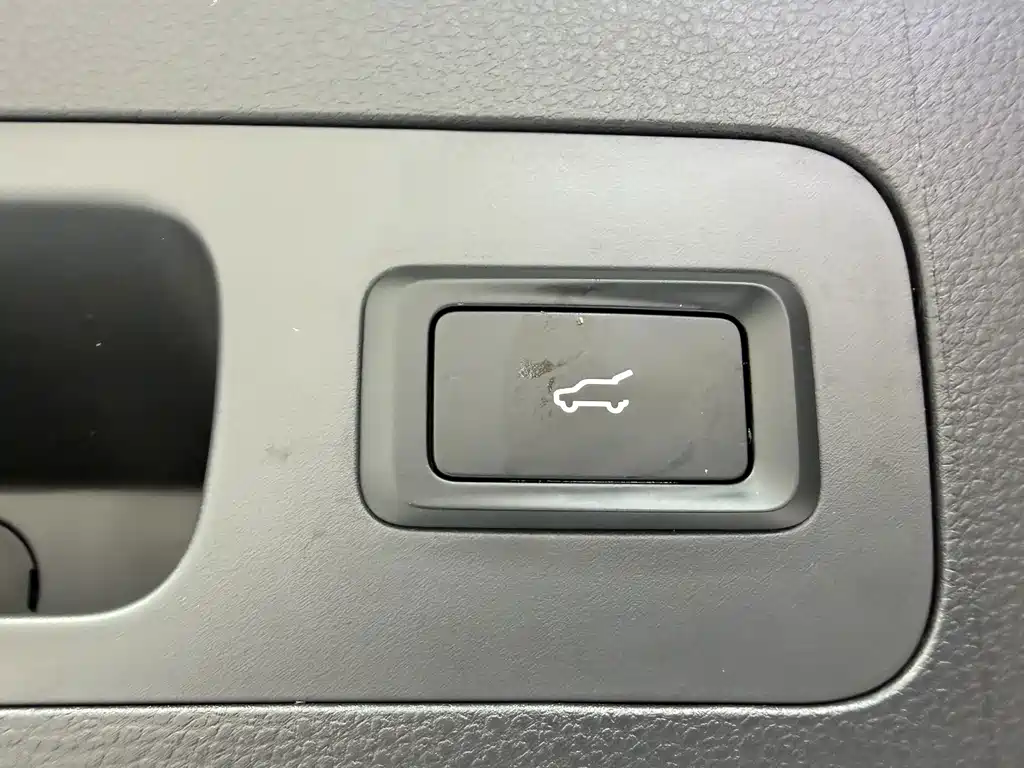 Ford Equator Sport New Energy — миниатюра 19