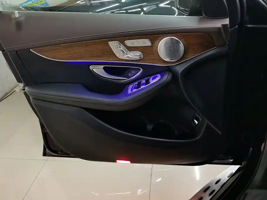 Mercedes-Benz GLC — миниатюра 7