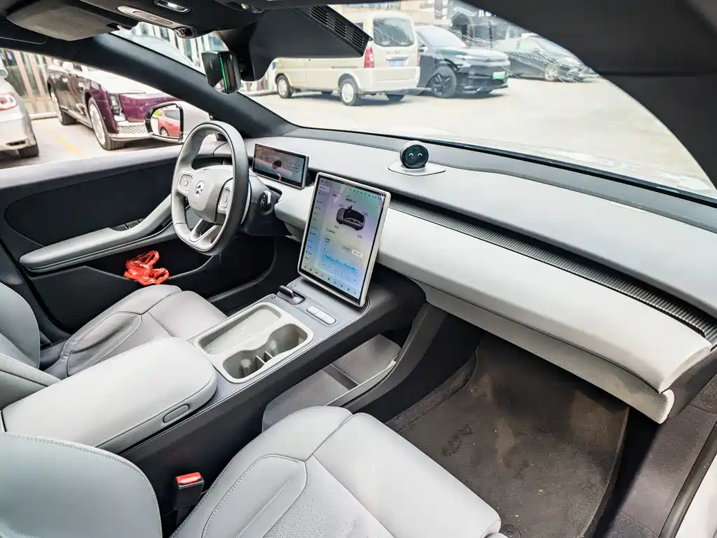 NIO ET5 — миниатюра 7