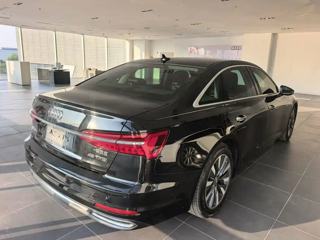 Audi A6L — миниатюра 4