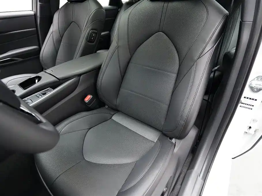 Toyota Avalon 2023 2.0L Luxury