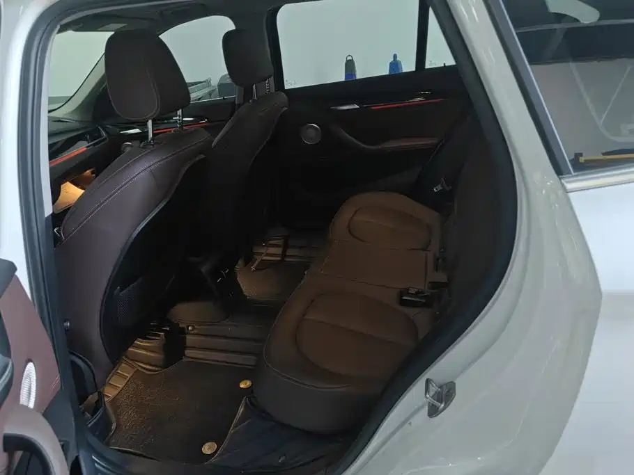 BMW X1 — миниатюра 11