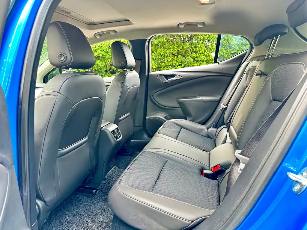 Buick Verano — миниатюра 13