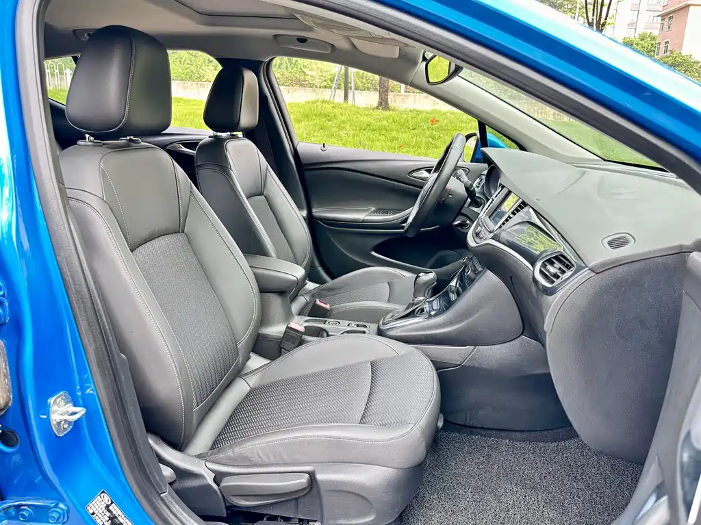 Buick Verano — миниатюра 16