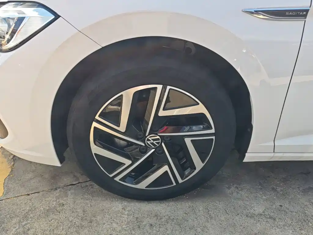 Volkswagen Sagitar — миниатюра 23