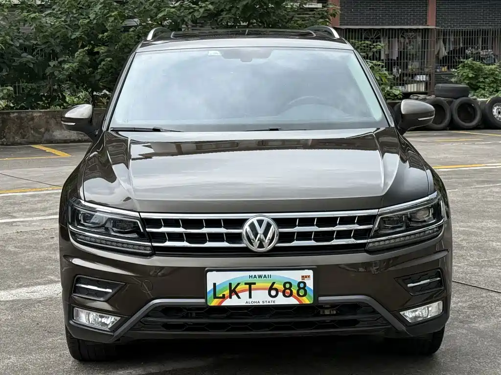 Volkswagen Tiguan L — миниатюра 2