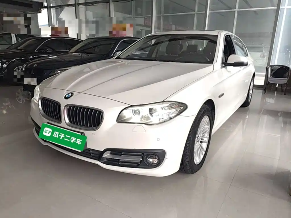 BMW 5 Series — миниатюра 2