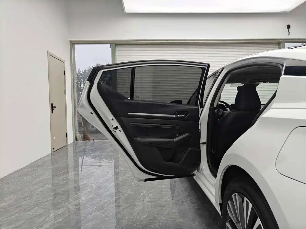 Nissan Teana — миниатюра 10