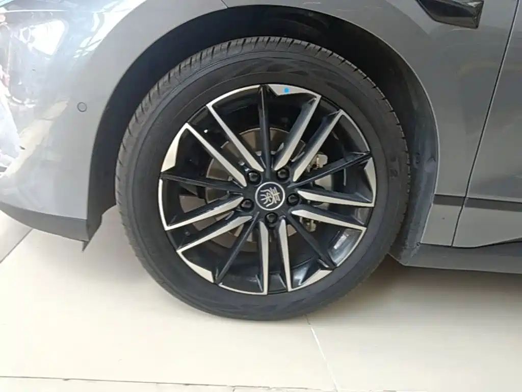 BYD Qin L — миниатюра 23