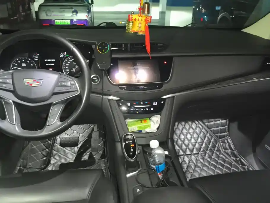 Cadillac XT5 — миниатюра 12