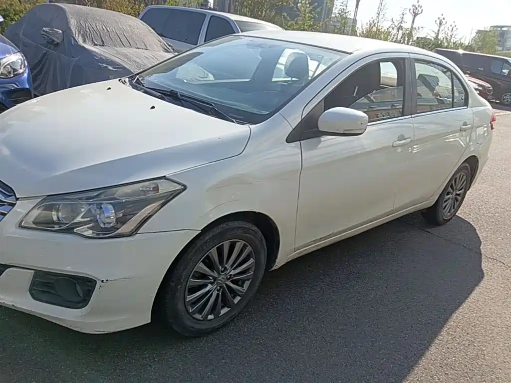 Купить Suzuki Alivio