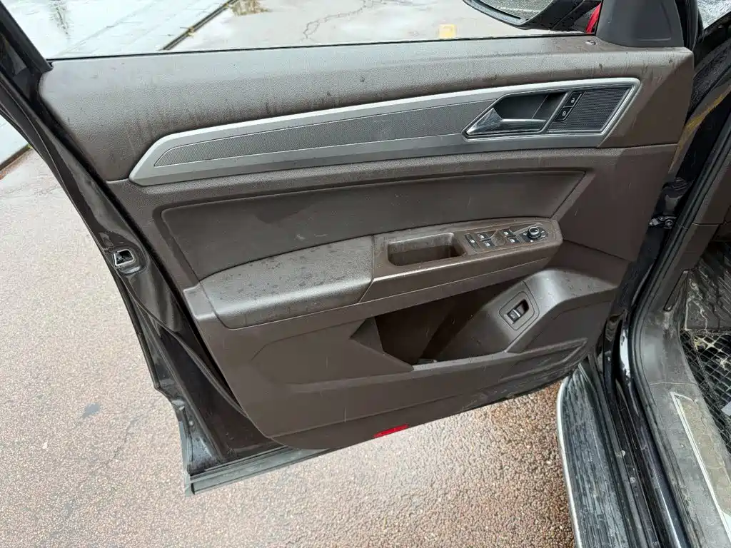 Volkswagen Teramont — миниатюра 6