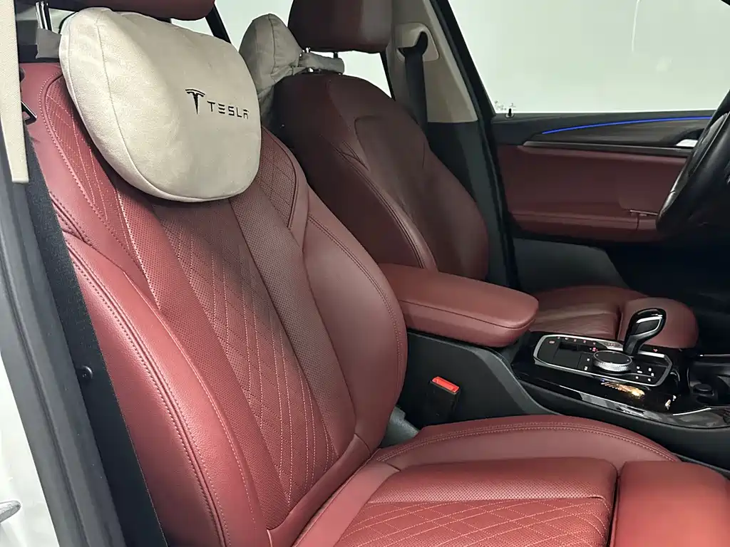 BMW X3 — миниатюра 7