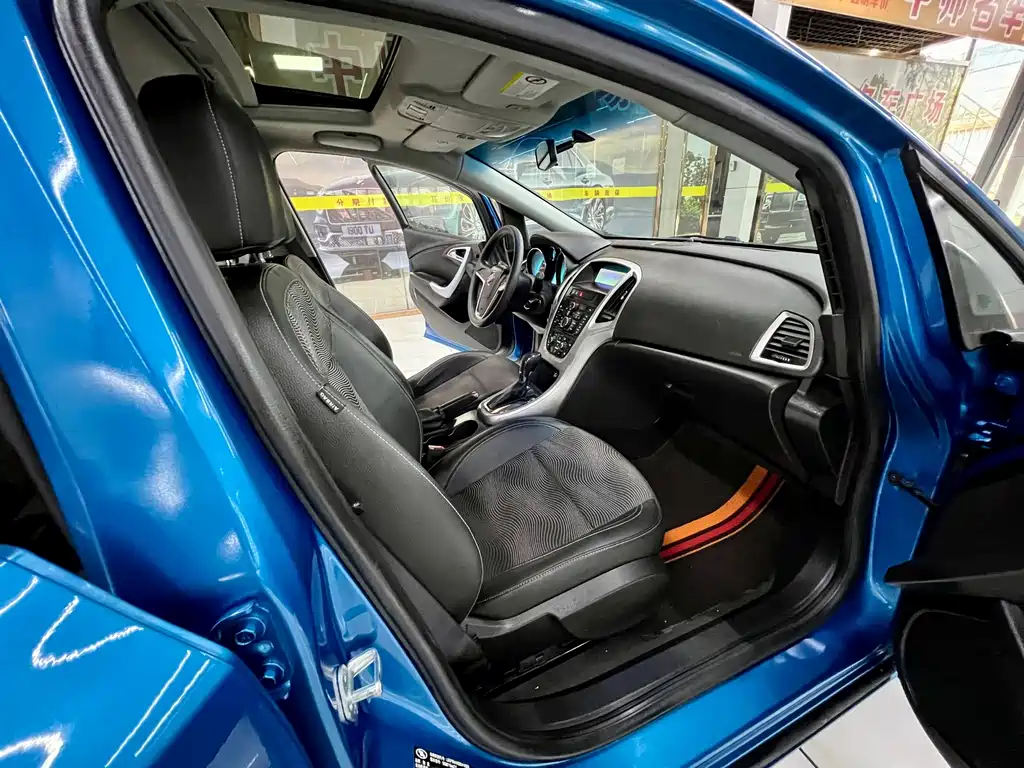 Buick Excelle — миниатюра 15
