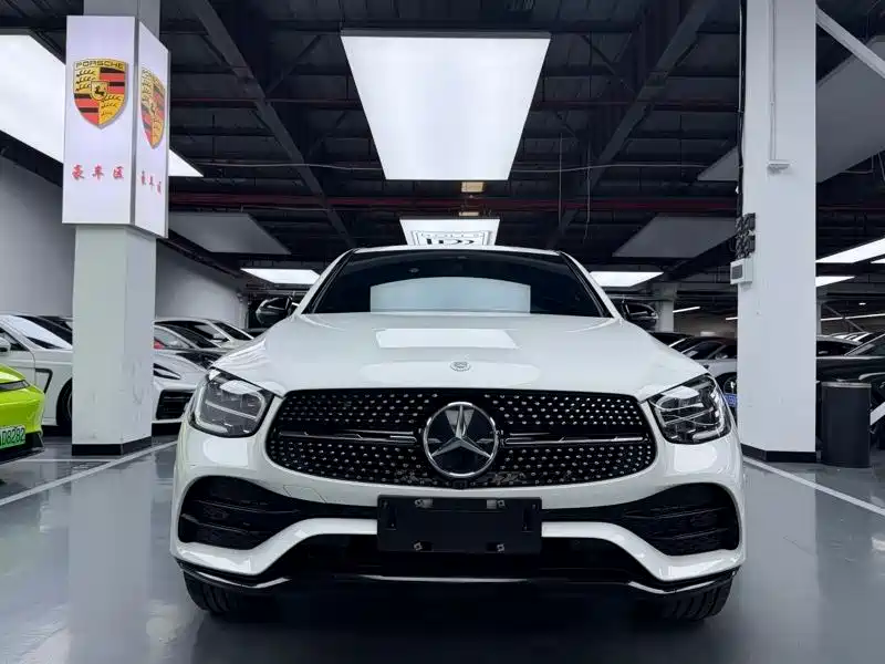 MERCEDES-BENZ GLC COUPE