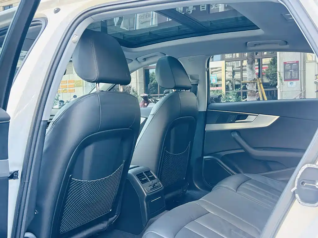 Audi A4L — миниатюра 5
