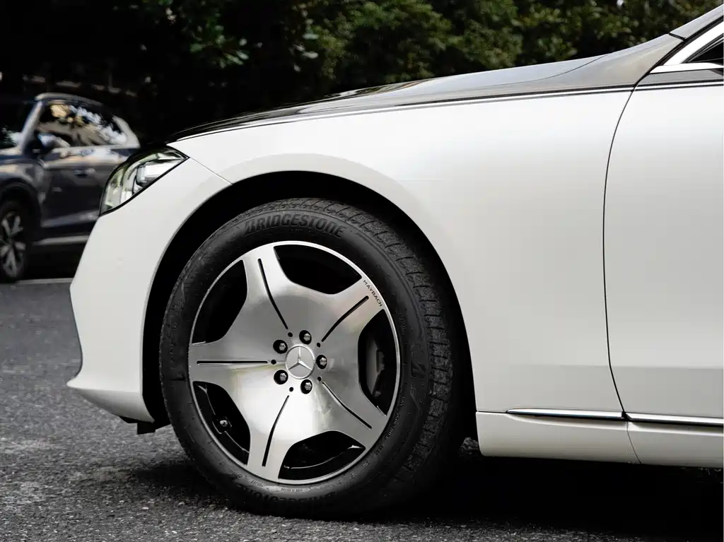 Mercedes-Benz S-Class — миниатюра 7